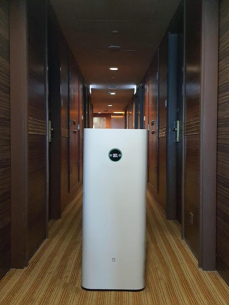 Ramada Grand Tsim Sha Tsui Hotel Hong Kong Exterior photo