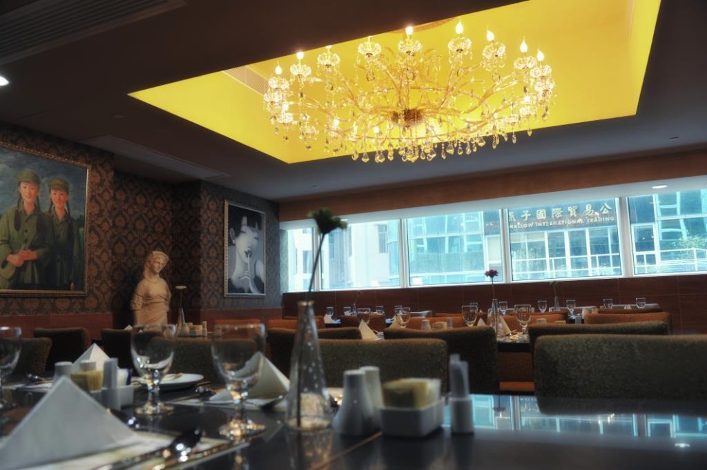 Ramada Grand Tsim Sha Tsui Hotel Hong Kong Exterior photo