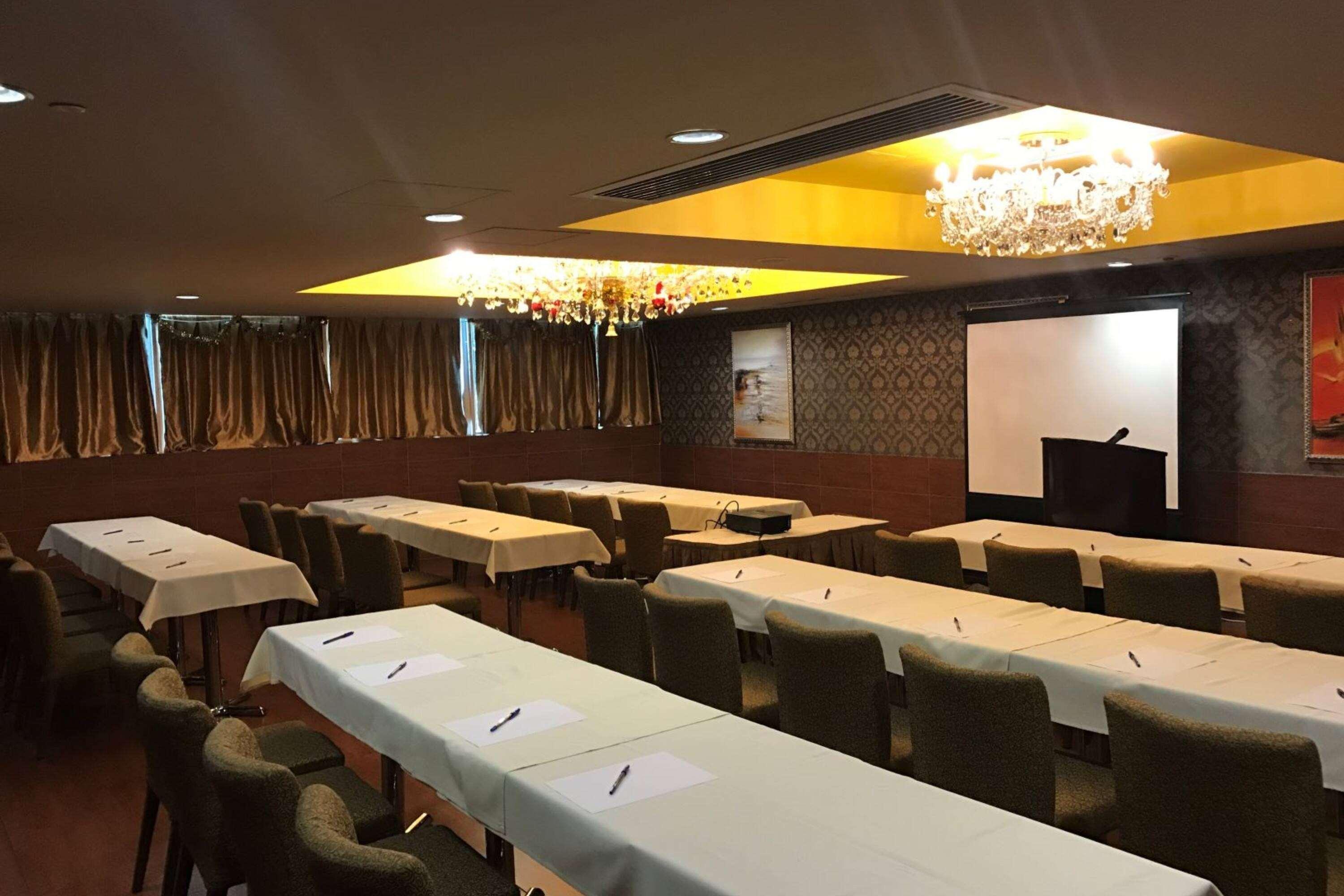 Ramada Grand Tsim Sha Tsui Hotel Hong Kong Exterior photo